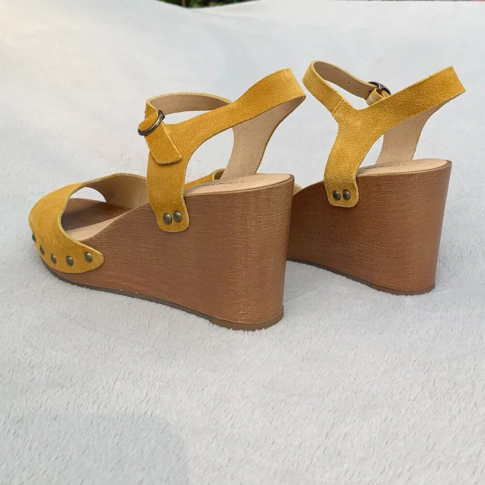 Lucky Brand Zashti Suede Platform Wedges Sz8 NWT